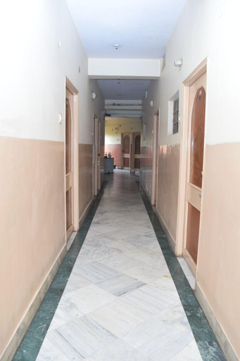Public Area 2, Hotel Savitri, Deoghar