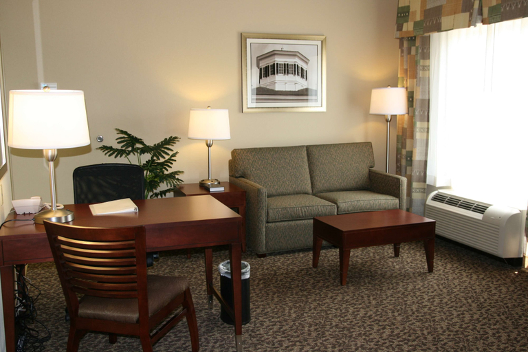 Others 5, Hampton Inn & Suites West Point, Clay