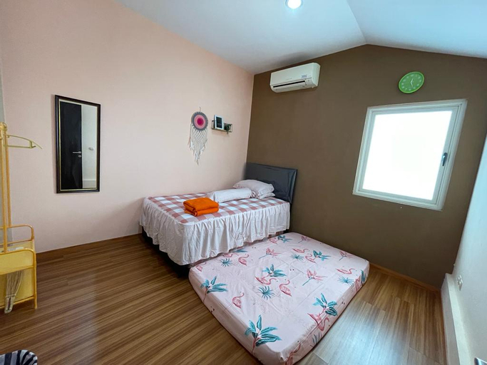 Bedroom 6