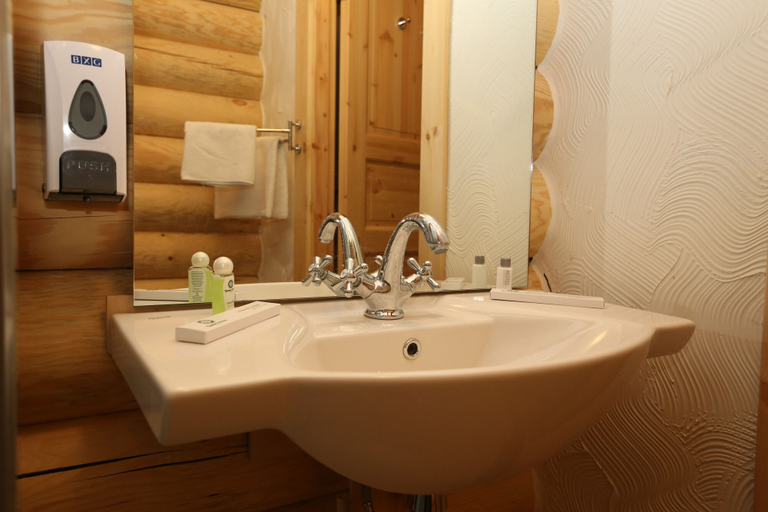Bathroom 3, Urochishhe Saikol, Turochakskiy rayon