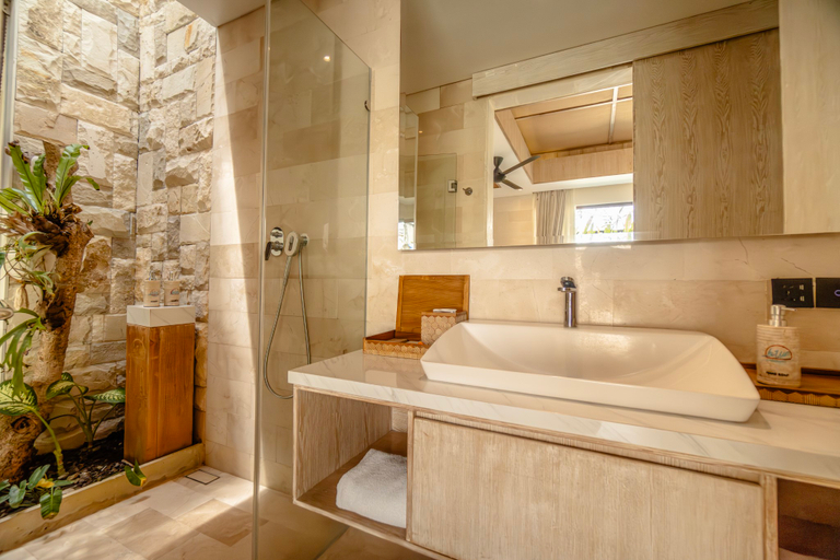 Bathroom 5, La Vie Villa Seminyak by Ini Vie Hospitality, Badung