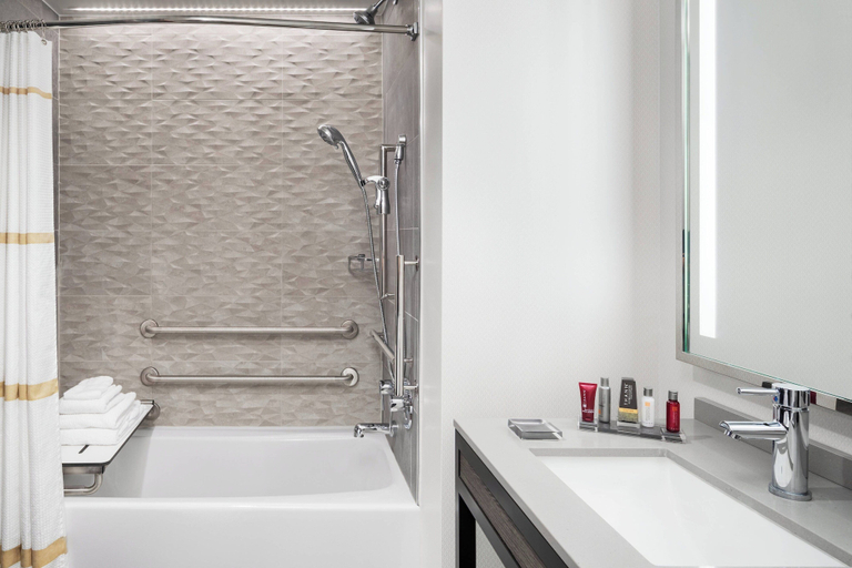 Bathroom 4, Lancaster Marriott at Penn Square, Lancaster