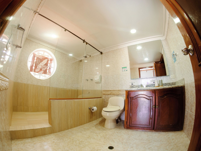 Bathroom 4, Koray Hotel, San Andrés