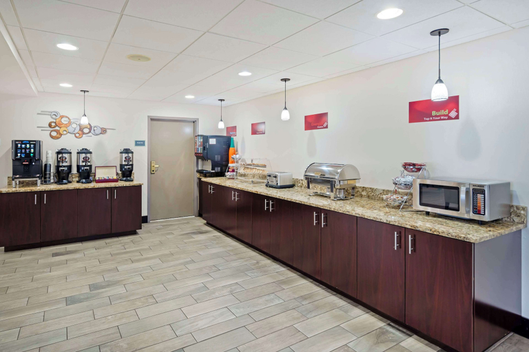 Food & Drinks 5, Best Western Plus Chicagoland - Countryside, Cook