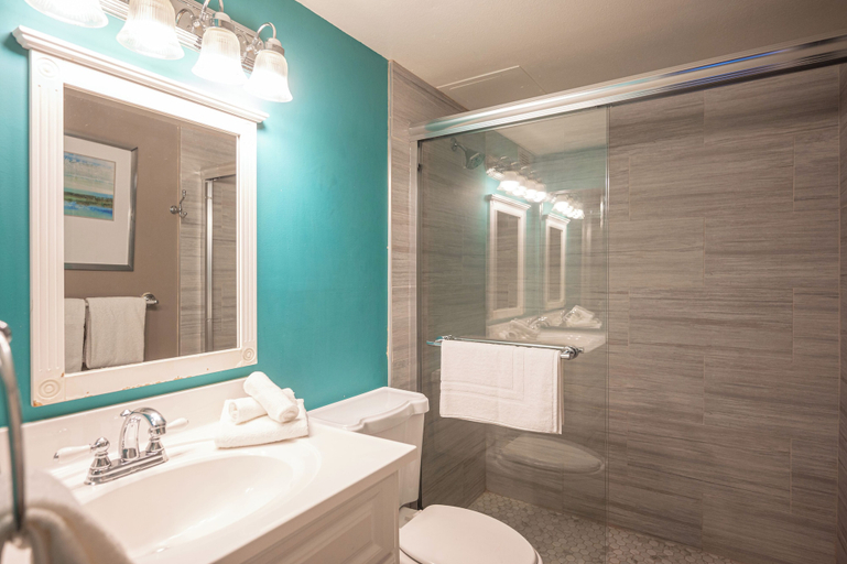 Bathroom 5, Stay Together Suites | Center Strip, Clark