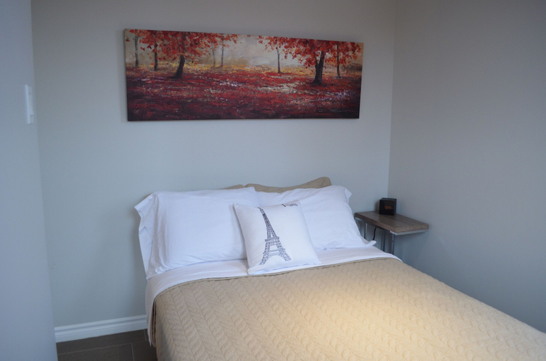 Bedroom 3, Le Chic-Urbain, Rouyn-Noranda