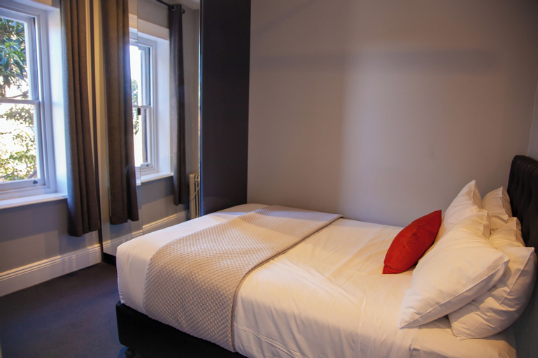 Bedroom 10