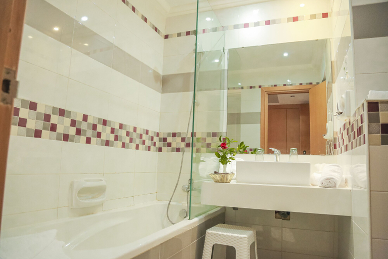 Bathroom, Hotel Marabout - Families and Couples Only, Sousse Médina