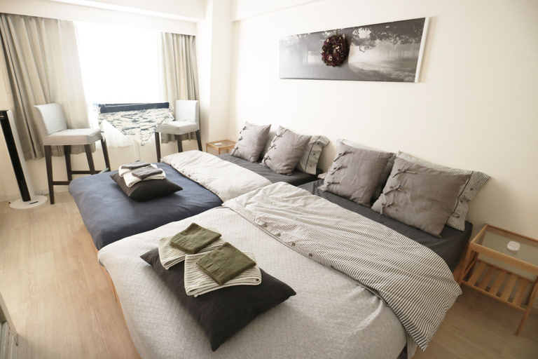 Bedroom 1, Shin-osaka 1109, Osaka