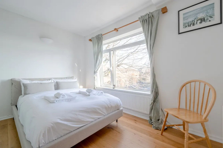 Others 5, Peaceful 2 Bedroom Flat With Roof Terrace - Hackney, London