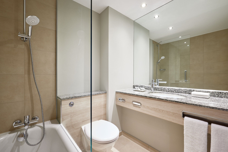 Bathroom 4, Courtyard by Marriott Schwerin, Schwerin