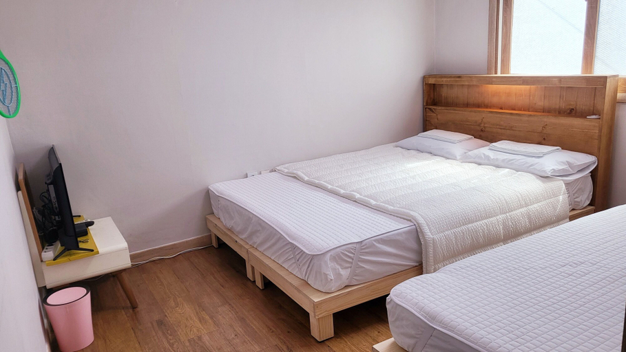 Bedroom 4, Gangneung ING Guesthouse - Hostel, Gangneung