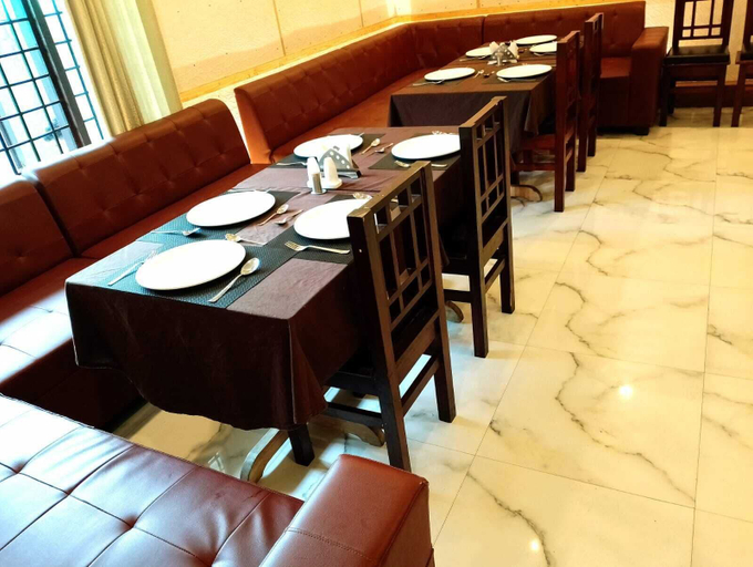 Food & Drinks 4, BMG Urban Stay, Kamrup Metropolitan