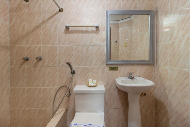 Bathroom 3, Hotel Malecon Inn, Guayaquil
