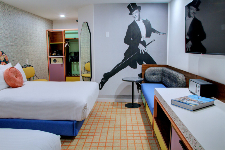 Bedroom 3, The Hollywood Franklin Hotel near Universal Studios, Los Angeles