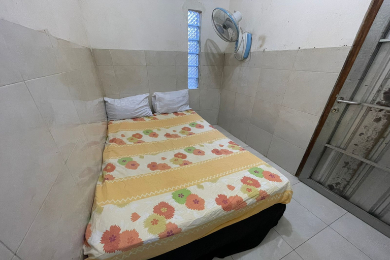 Bedroom 2, SPOT ON 93035 Karman's Sari Homestay Syariah, Gresik