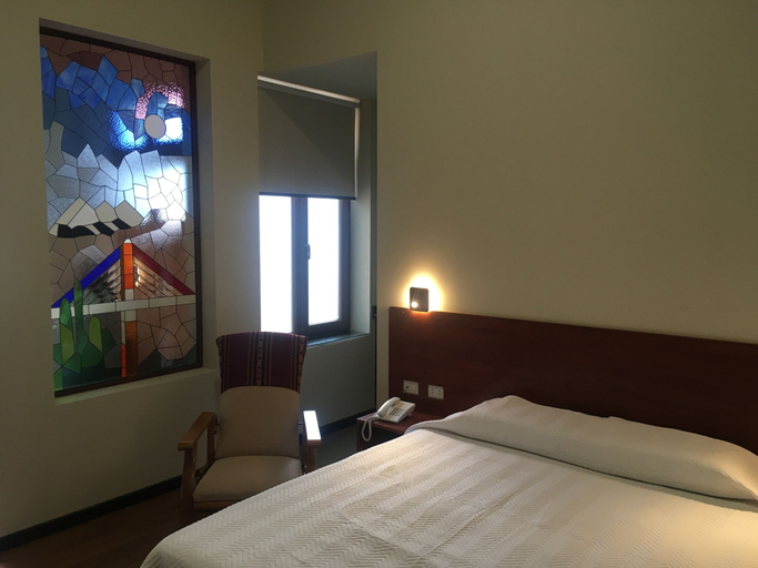 Bedroom 5, La casa de Teresita, Pedro Domingo Murillo
