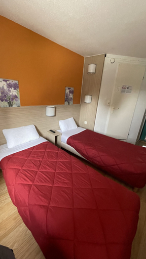 Bedroom 6