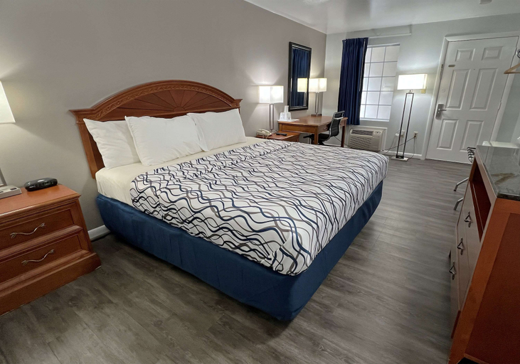 Bedroom 5, Americas Best Value Inn Lancaster, Lancaster