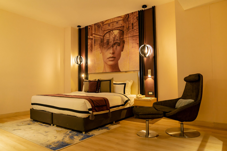 Bedroom 2, Beyzaa Hotel & Suites , Kolkata, North 24 Parganas