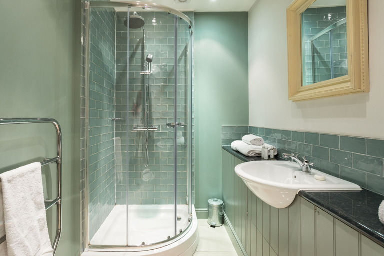 Bathroom 4, The Florentine, Sheffield