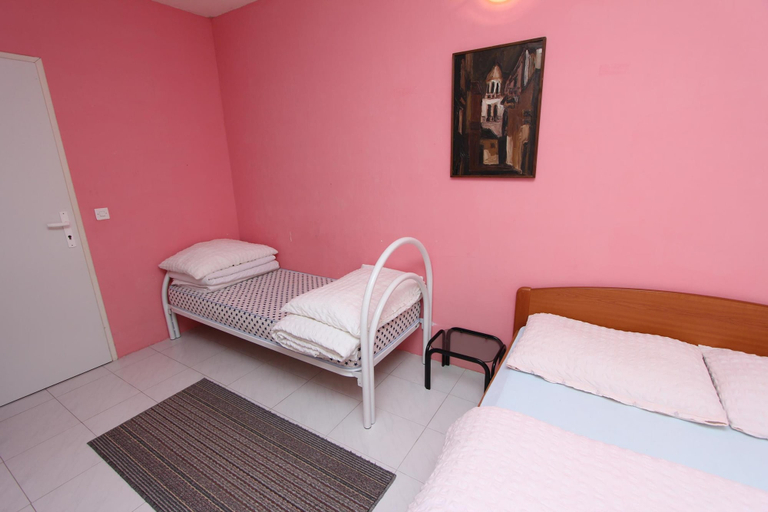 Bedroom 2, Apartments Lora, Rovinj