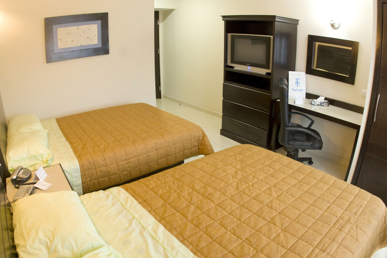 Bedroom 3, Maxihotel Business Class, Culiacán
