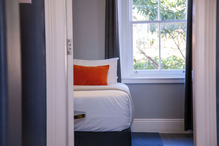 Bedroom 16