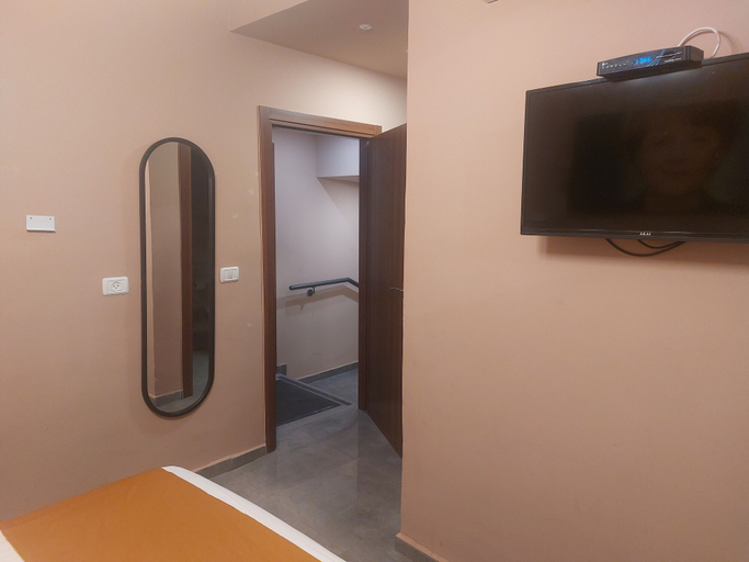 Bedroom 4, malka hostel