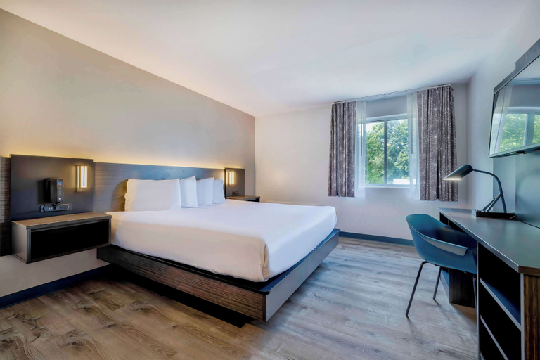 Bedroom 5