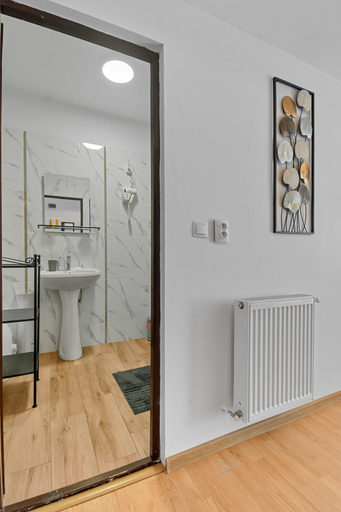 Bathroom 4, Pop Apartment, Sinaia