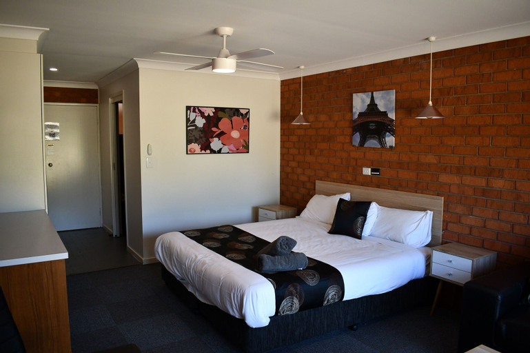 Bedroom 8