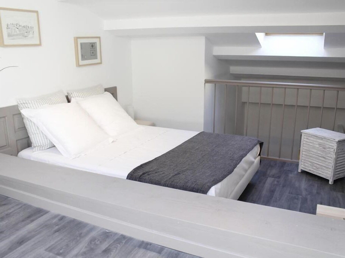 Bedroom 5, Maison Bacou Cité 1, Aude