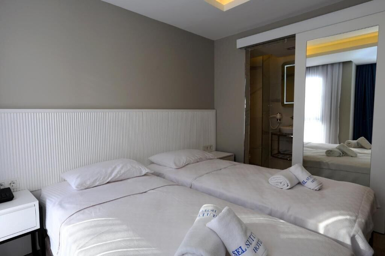 Bedroom 2, Sel Suite Hotel, Beyoğlu