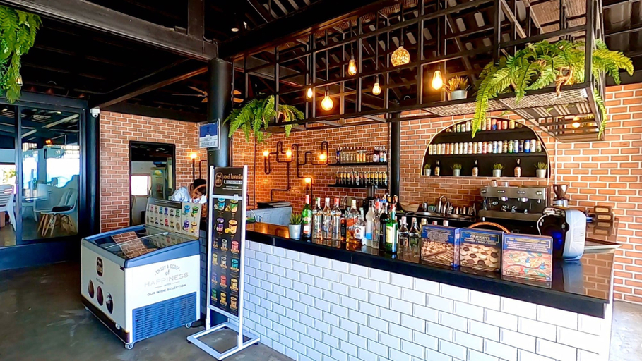 Food & Drinks 5, Phi Phi Don Chukit Resort, Mueang Krabi