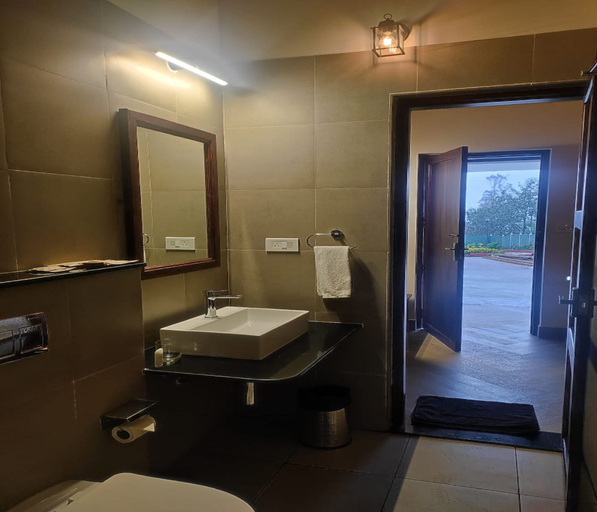Bathroom 4, Mango Hill Kodai, Dindigul