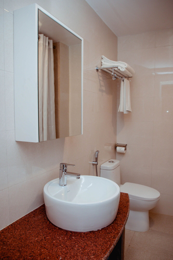 Bathroom 4, Himalayan Glory Inn, Gandaki