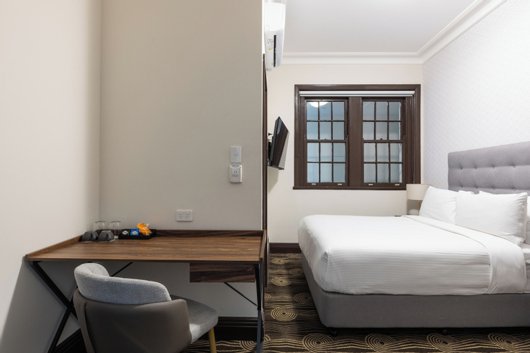 Bedroom 5, Southern Cross Hotel, Marrickville