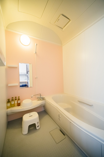 Bathroom 4, yellowsubmarineokinawa, Motobu