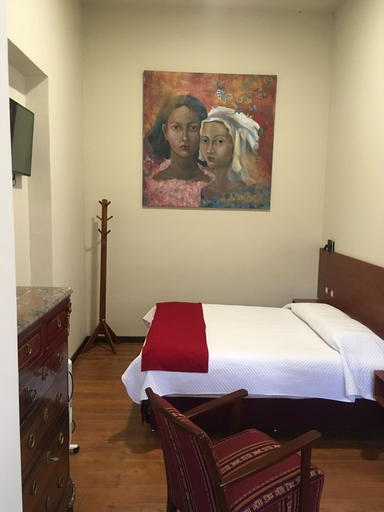 Bedroom 5, La casa de Teresita, Pedro Domingo Murillo