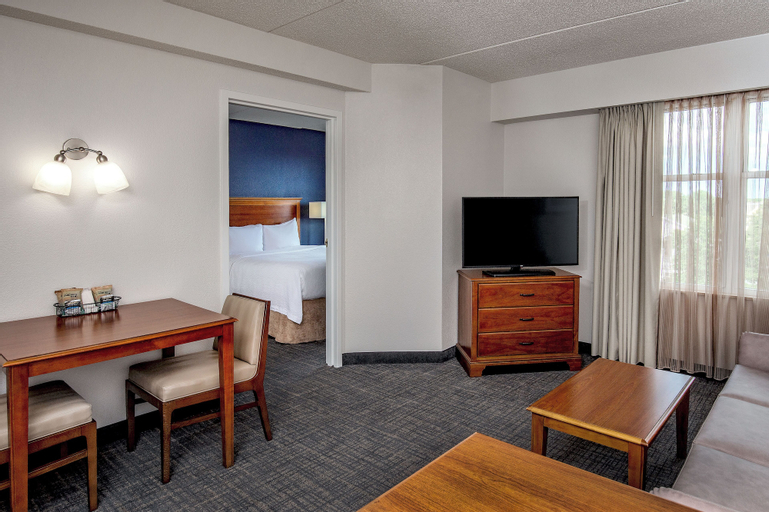 Bedroom 4, Residence Inn by Marriott Chesapeake Greenbrier, Chesapeake