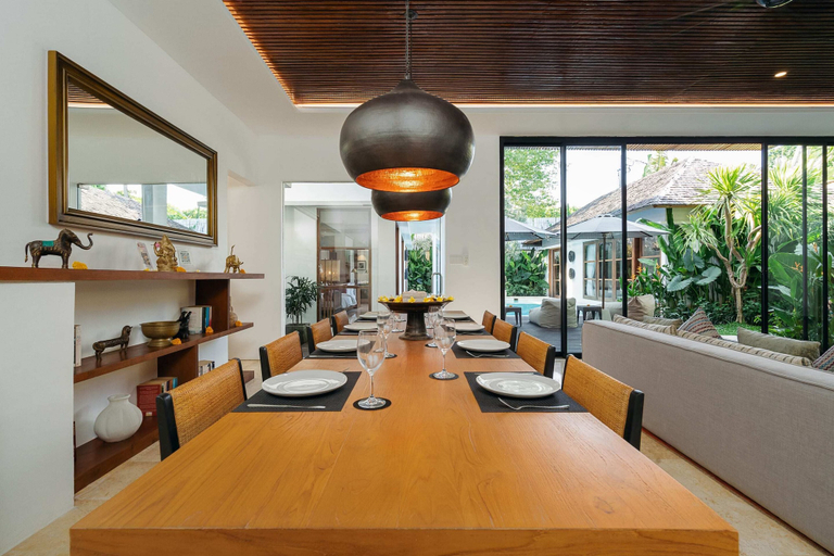 Food & Drinks, Villa Agathe, Badung
