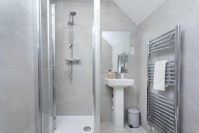 Bathroom 5, No.192 Oxford, Oxfordshire