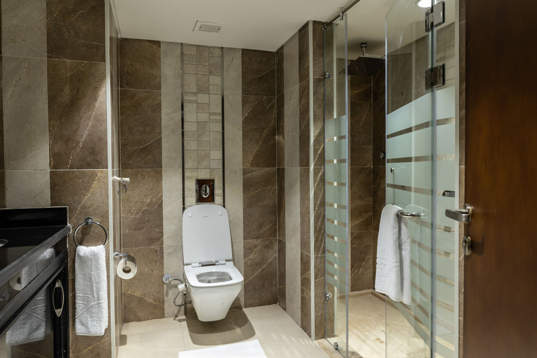 Bathroom 4, Triumph White Sands, Marsa Matruh