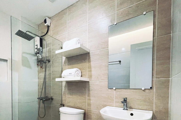 Bathroom 4, Daraga Tourist Inn, Daraga