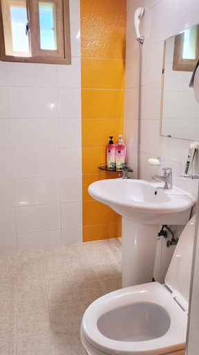 Bathroom 3, Gangneung ING Guesthouse - Hostel, Gangneung
