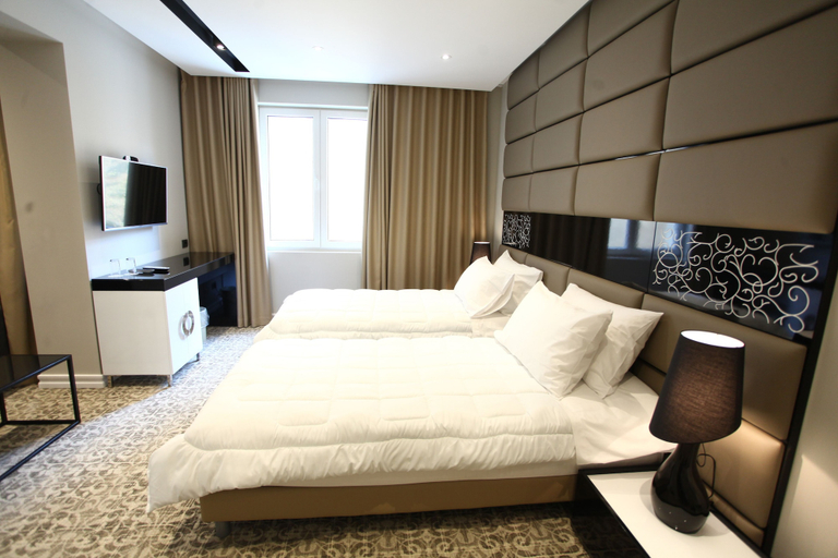 Bedroom 2, Senator Hotel, Tirana