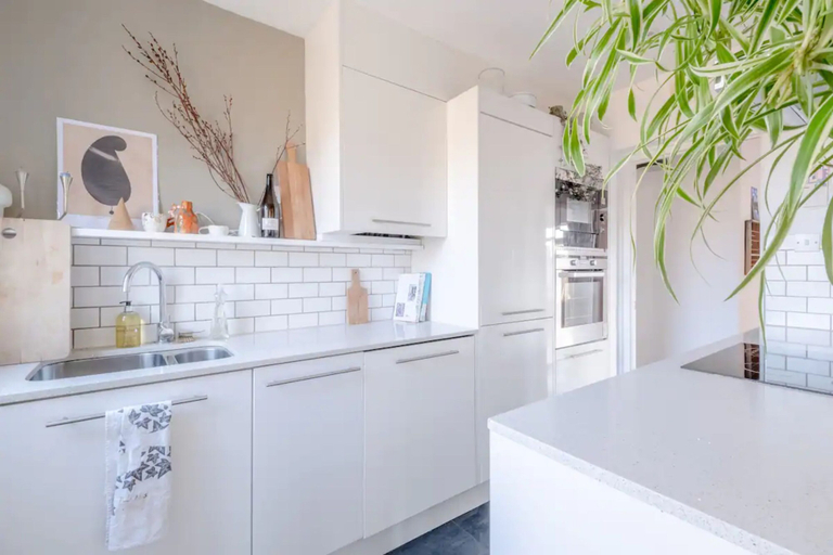 Others 3, Peaceful 2 Bedroom Flat With Roof Terrace - Hackney, London