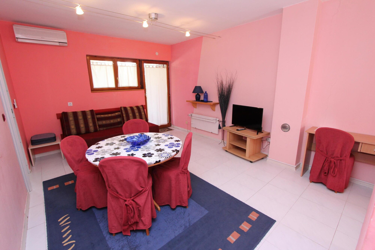 Bedroom 2, Apartments Lora, Rovinj
