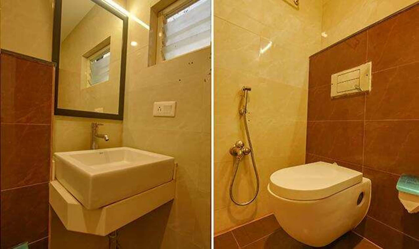 Bathroom 4, Fabhotel The Btm Palace, Bangalore